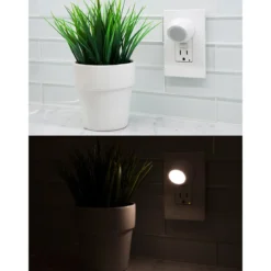 Energizer Plug-In Rotating Light Sensing LED Night Light, 2 Pack, White