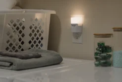 Energizer Ultrabrite LED Night Light, Dimmable, White
