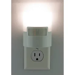 GE Enbrighten UltraBrite Motion Activated LED Night Light, White