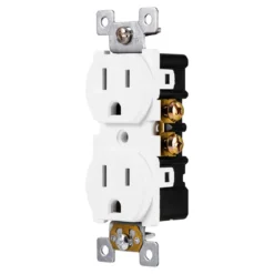 GE Grounding Duplex Tamper Resistant Safety Outlet, White