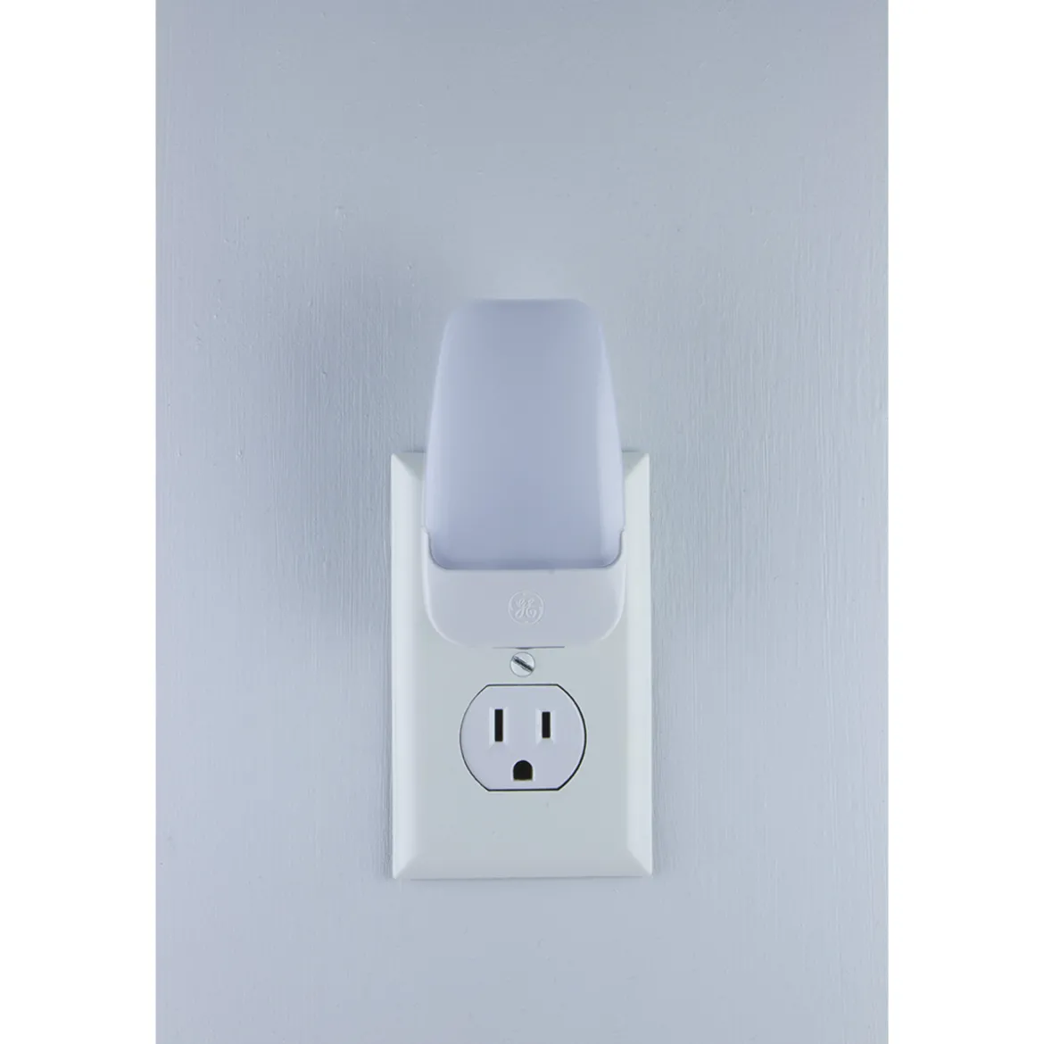 GE Light Sensing LED Night Light, 2 Pack, White