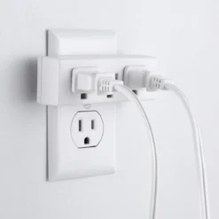 Philips Grounded 3-Outlet Tap, White, 4pk