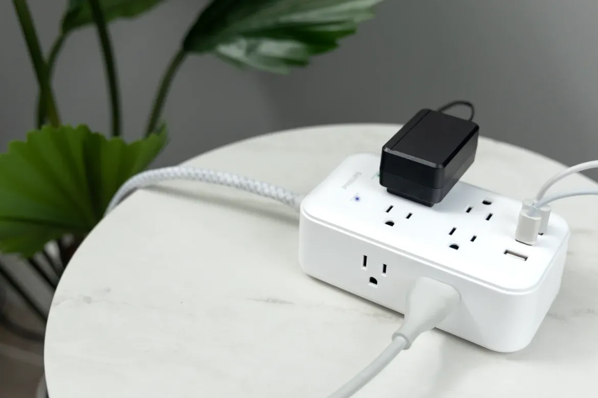 Philips 8-Outlet 6ft. Surge Protector with USB Charging, White