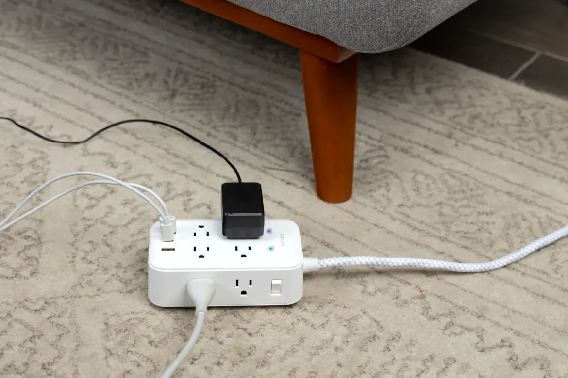 Philips 8-Outlet 6ft. Surge Protector with USB Charging, White