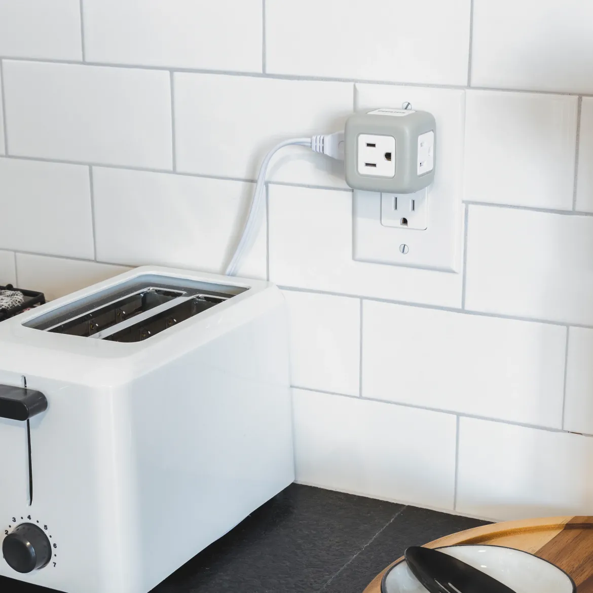 Philips 3-Outlet Rubberized Cube Tap, 245J, Gray