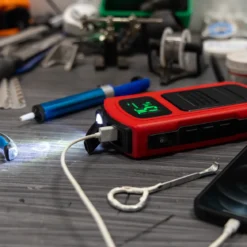 UltraPro Elite Portable Jump Starter, 8000mAh, 800A peak, USB-C, USB-A ports