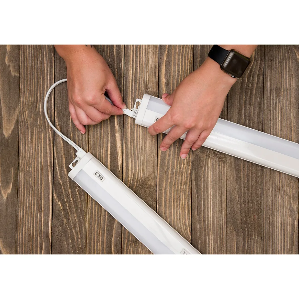 Under Cabinet Fixture 12in. Linking Cord