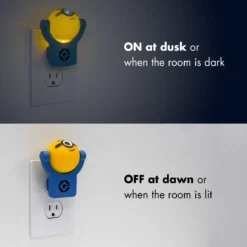 Universal Minions Projectables Light Sensing LED Night Light, Blue
